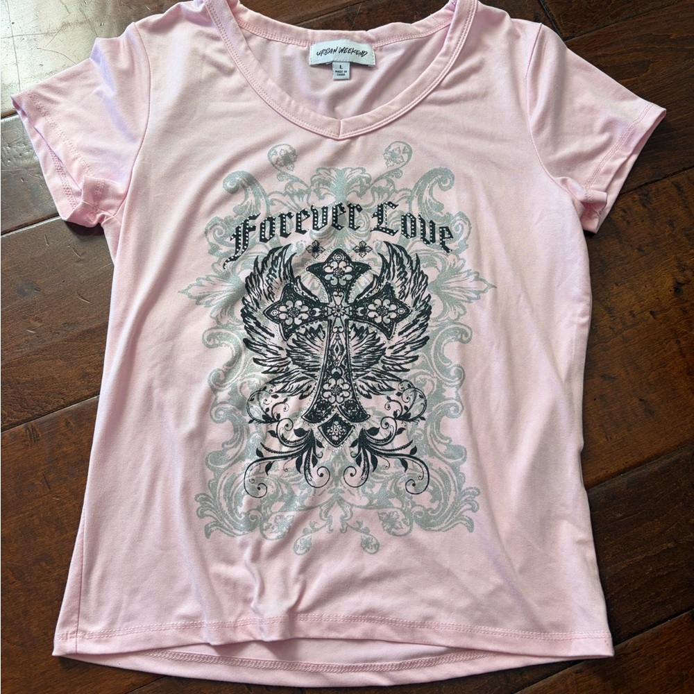 Tilly’s women’s shirt
